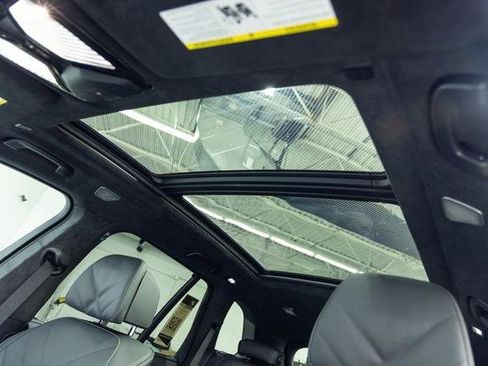 New 2026 BMW X5 M60i image 16