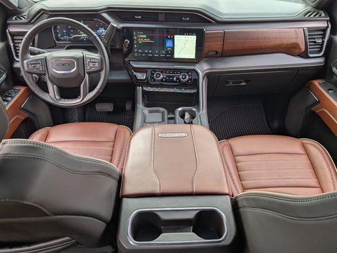 Used 2024 GMC Sierra 2500 Denali Ultimate w/ Max Trailering Package image 23