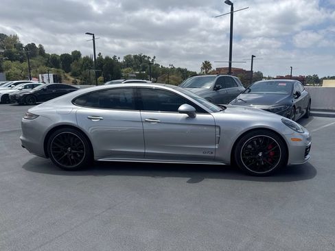 Used 2019 Porsche Panamera GTS AWD/4WD image 4