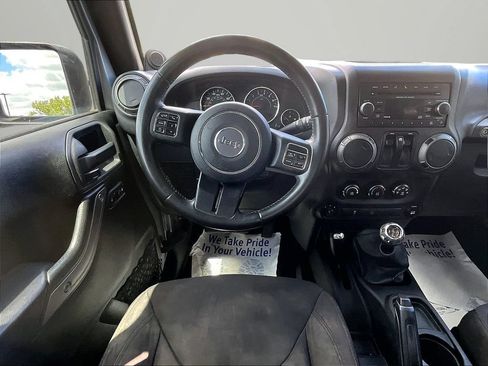Used 2013 Jeep Wrangler Sport AWD/4WD image 5