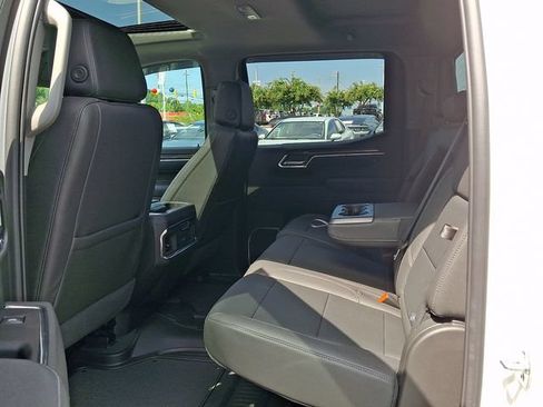 Used 2025 Chevrolet Silverado 1500 LTZ w/ Technology Package AWD/4WD image 9