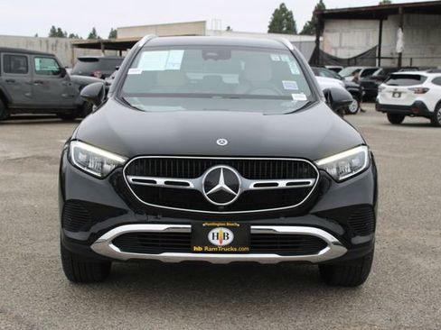 Used 2023 Mercedes-Benz GLC 300 image 2