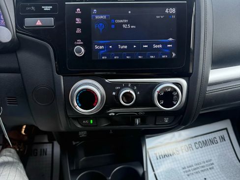 Used 2018 Honda Fit Sport image 22