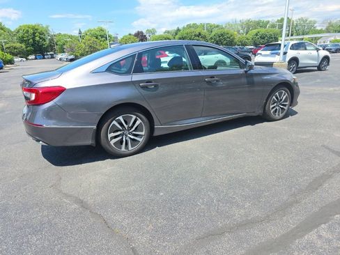 Used 2021 Honda Accord EX-L image 7
