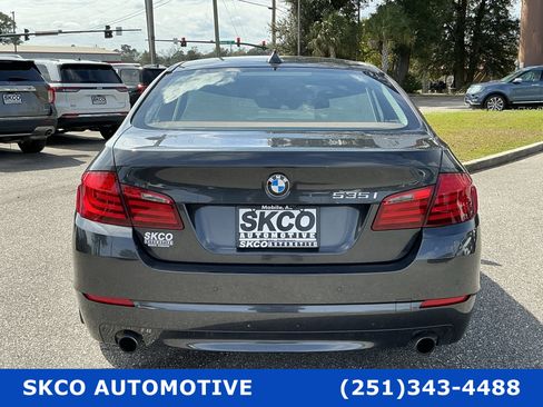 Used 2011 BMW 535i Sedan image 4