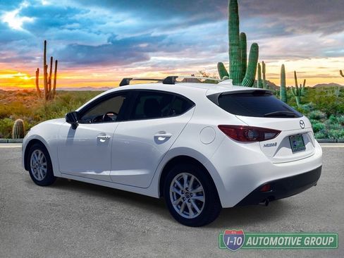 Used 2016 MAZDA MAZDA3 i Touring w/ Popular Equipment Package FWD image 5