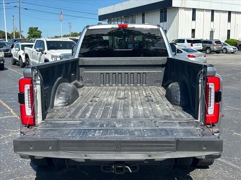 Used 2024 Ford F450 Platinum w/ FX4 Off-Road Package AWD/4WD image 33