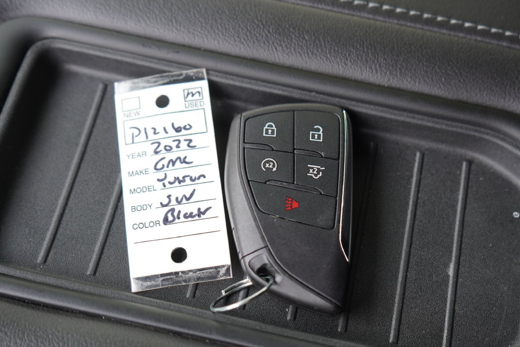 Used 2022 GMC Yukon SLE AWD/4WD image 31