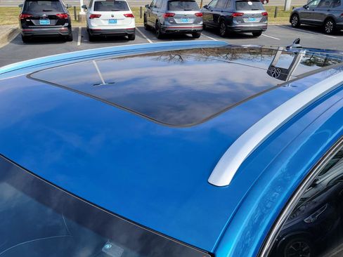 Certified 2025 Volkswagen Atlas Cross Sport SEL Premium R-Line image 11