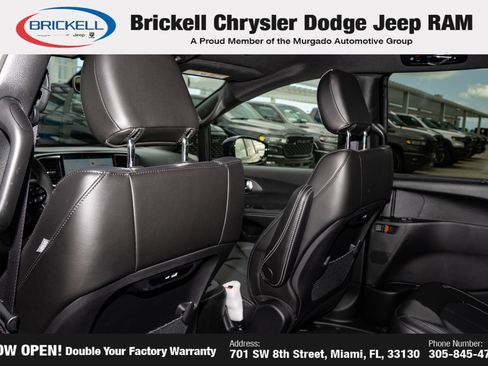 Used 2026 Chrysler Pacifica Select w/ S Appearance Package FWD image 18