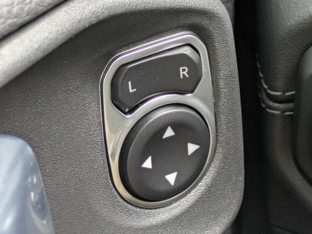 New 2026 Jeep Wrangler Unlimited Sahara AWD/4WD image 24