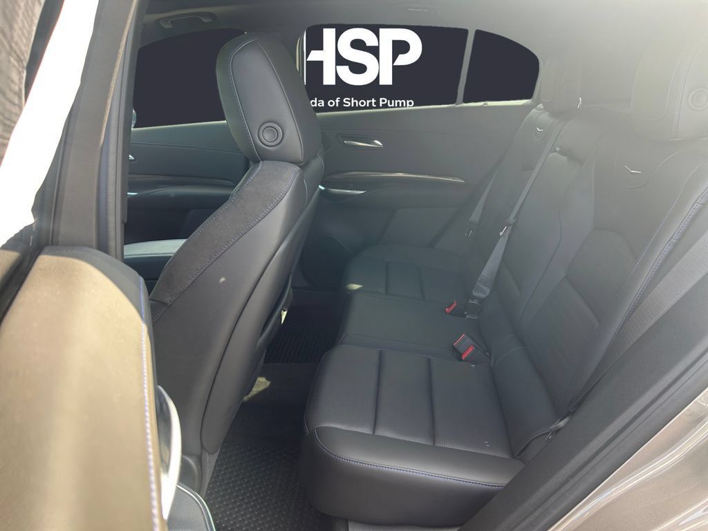 Used 2024 Cadillac XT4 Sport AWD/4WD image 13