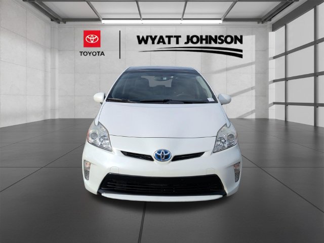 Used 2014 Toyota Prius Three w/ Solar Roof Package FWD image 2