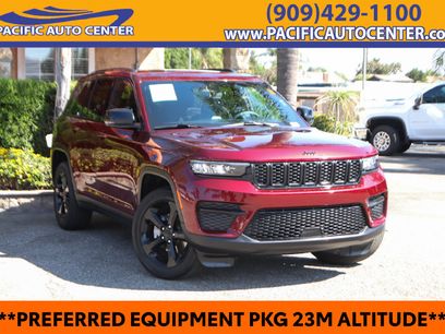 Used 2024 Jeep Grand Cherokee Altitude