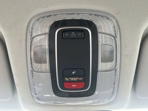 Certified 2025 Hyundai Kona SEL AWD/4WD image 22