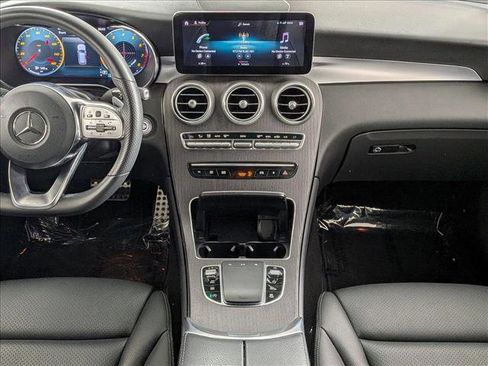 Used 2022 Mercedes-Benz GLC 300 image 19