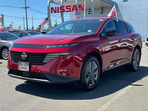 Used 2025 Nissan Murano SL w/ Cargo Package AWD/4WD image 2