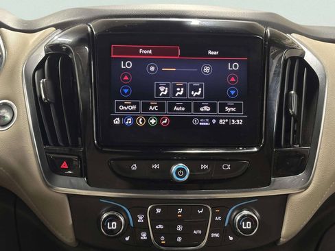 Used 2023 Chevrolet Traverse LT w/ LPO, Cargo Package AWD/4WD image 27