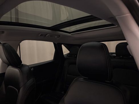 Used 2022 Ford Escape SEL w/ Technology Package image 22