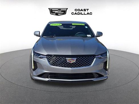 Used 2025 Cadillac CT4 Premium Luxury image 2