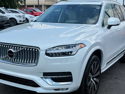 Used 2025 Volvo XC90 B5 Core AWD/4WD image 7