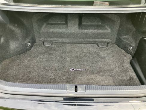 Used 2016 Lexus ES 300h w/ Luxury Package w/Wood Trim FWD image 24