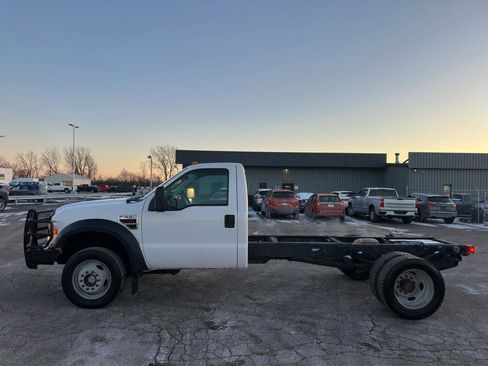 Used 2008 Ford F550 4x4 Regular Cab Super Duty image 7