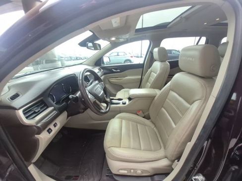 Used 2017 GMC Acadia Denali w/ Technology Package image 11