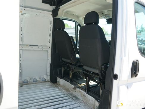 Used 2025 RAM ProMaster 2500 w/ Convenience Group FWD image 6