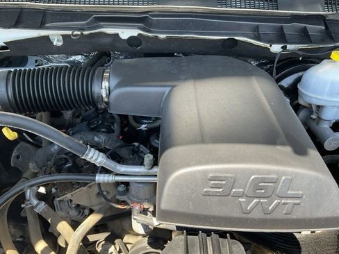 Used 2023 RAM 1500 Classic SLT w/ Electronics Group AWD/4WD image 11