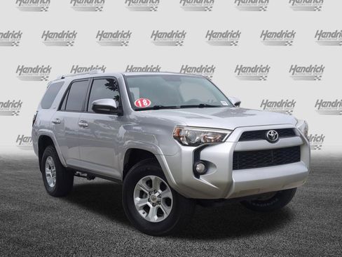 Used 2018 Toyota 4Runner SR5 image 2