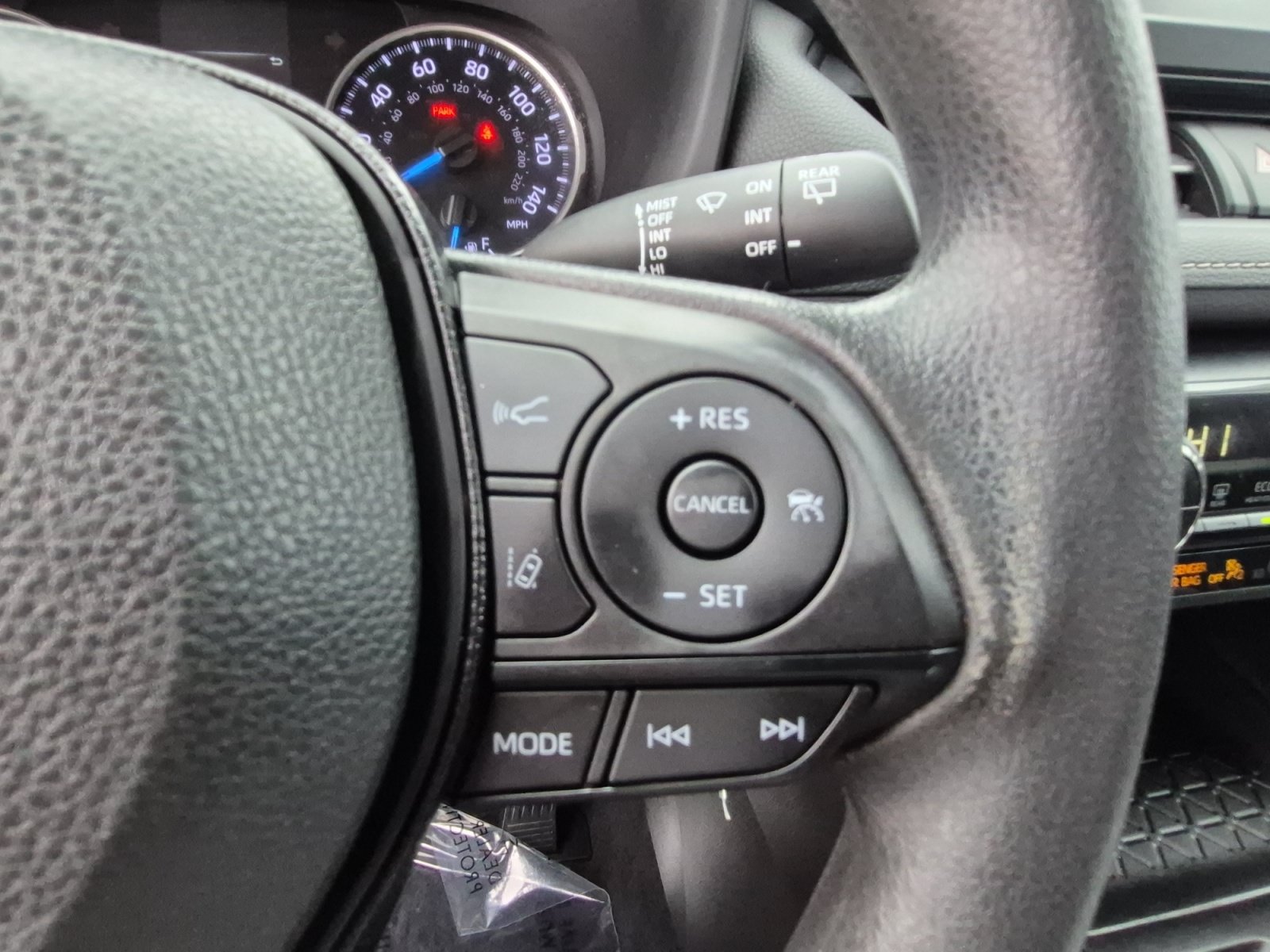 Used 2020 Toyota RAV4 LE w/ All Weather Liner Package AWD/4WD image 27