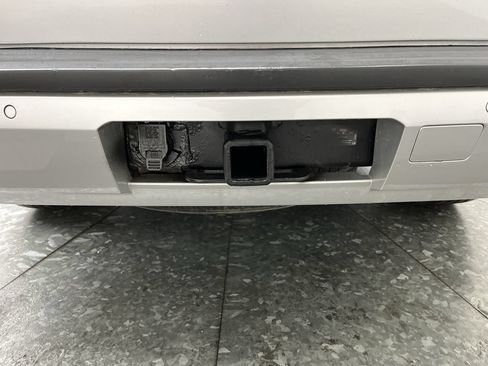 Used 2019 Chevrolet Tahoe LS AWD/4WD image 30