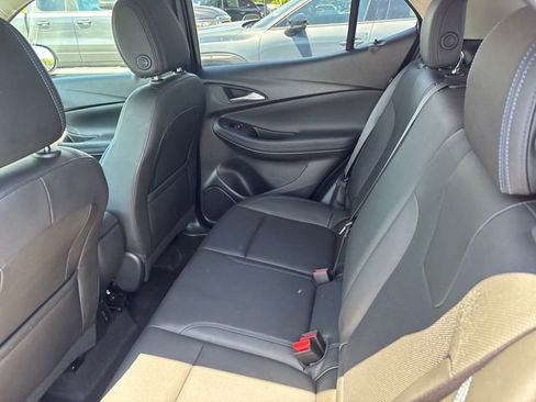 Used 2025 Buick Encore GX Sport Touring FWD image 18