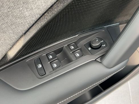 New 2026 Volkswagen Tiguan S image 13