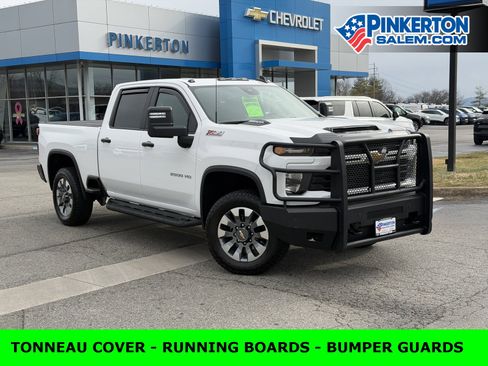 Used 2024 Chevrolet Silverado 2500 Custom w/ Custom Value Package image 1
