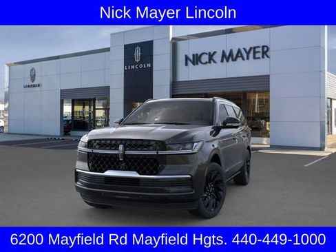 New 2025 Lincoln Navigator Reserve w/ Jet Appearance Package image 2