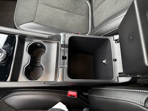 New 2025 Jeep Grand Cherokee Altitude image 25