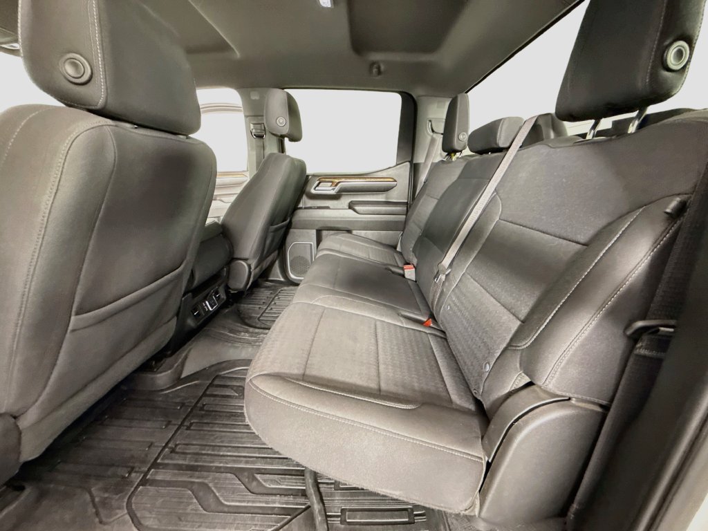 Used 2023 GMC Sierra 1500 SLE AWD/4WD image 24