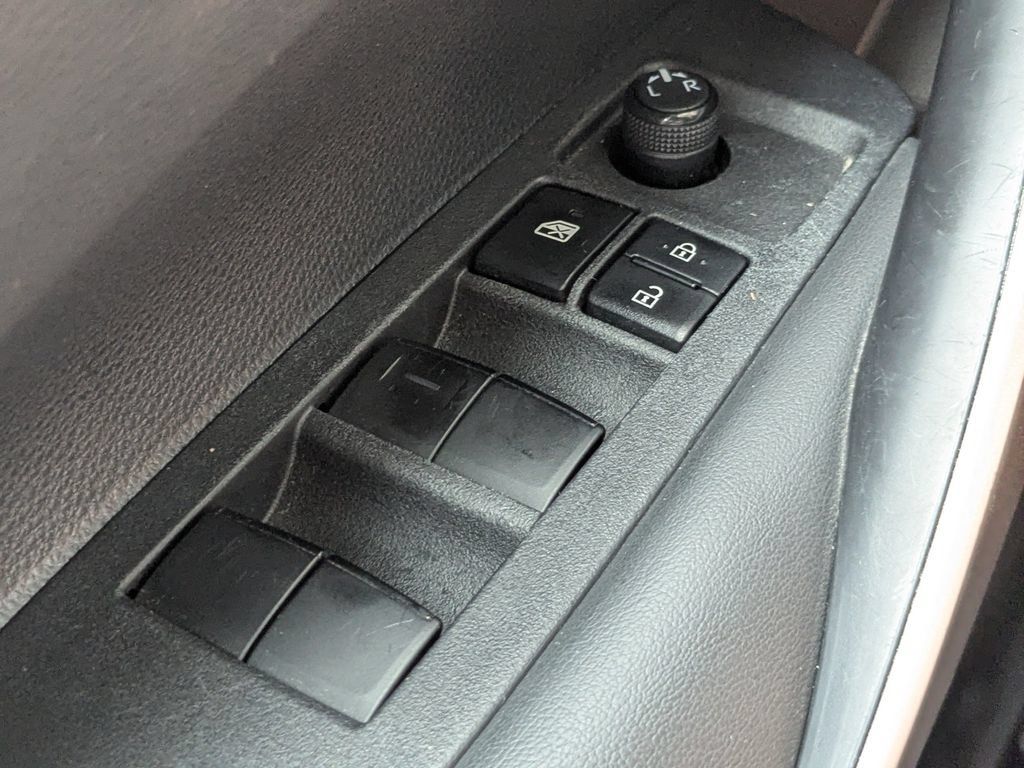 Certified 2024 Toyota Corolla SE FWD image 22