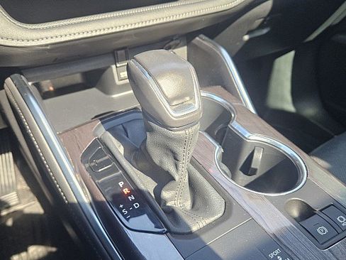 Used 2021 Toyota Highlander Platinum AWD/4WD image 14