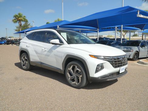 Used 2022 Hyundai Tucson Limited AWD/4WD image 3