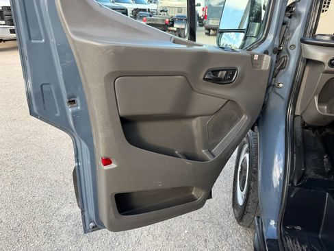 Used 2020 Ford Transit 250 148 High Roof Extended RWD image 11