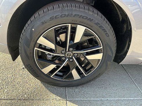 New 2026 Volvo XC60 B5 Plus w/ Protection Package Premier AWD/4WD image 12