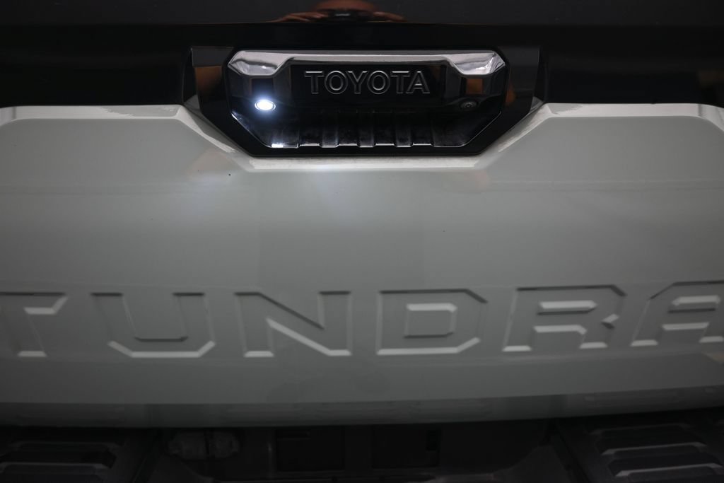 Used 2024 Toyota Tundra Platinum AWD/4WD image 14