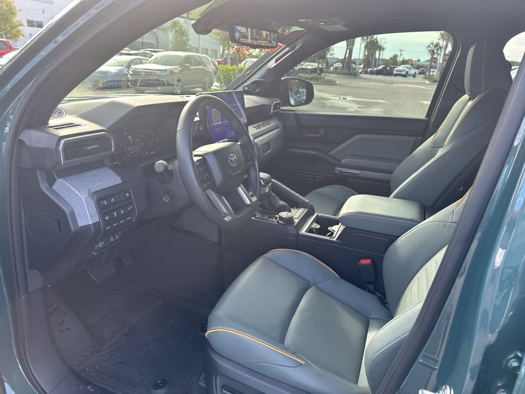Used 2025 Toyota 4Runner Trailhunter AWD/4WD image 11