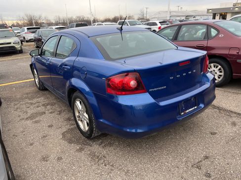 Used 2013 Dodge Avenger SXT image 9