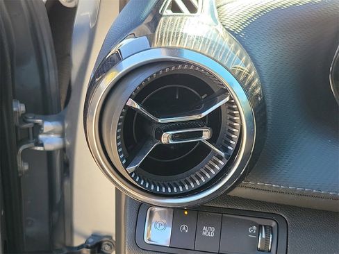 Used 2025 Chevrolet Equinox LT image 29