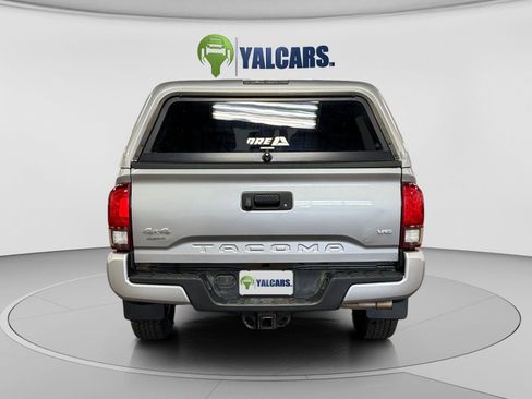 Used 2019 Toyota Tacoma SR w/ SR Convenience Package AWD/4WD image 4