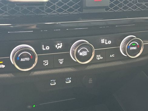 Certified 2025 Acura ADX FWD image 18